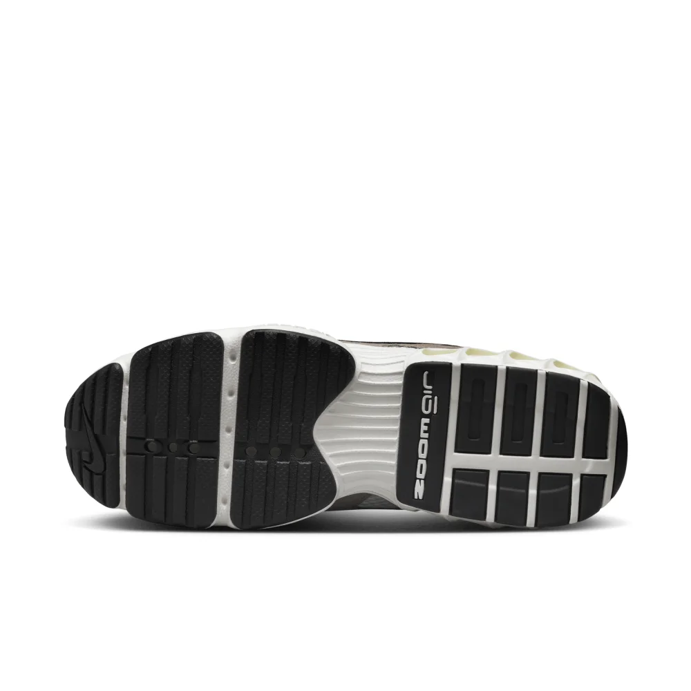 Nike Air Zoom Fire FN3483-100 / weiss