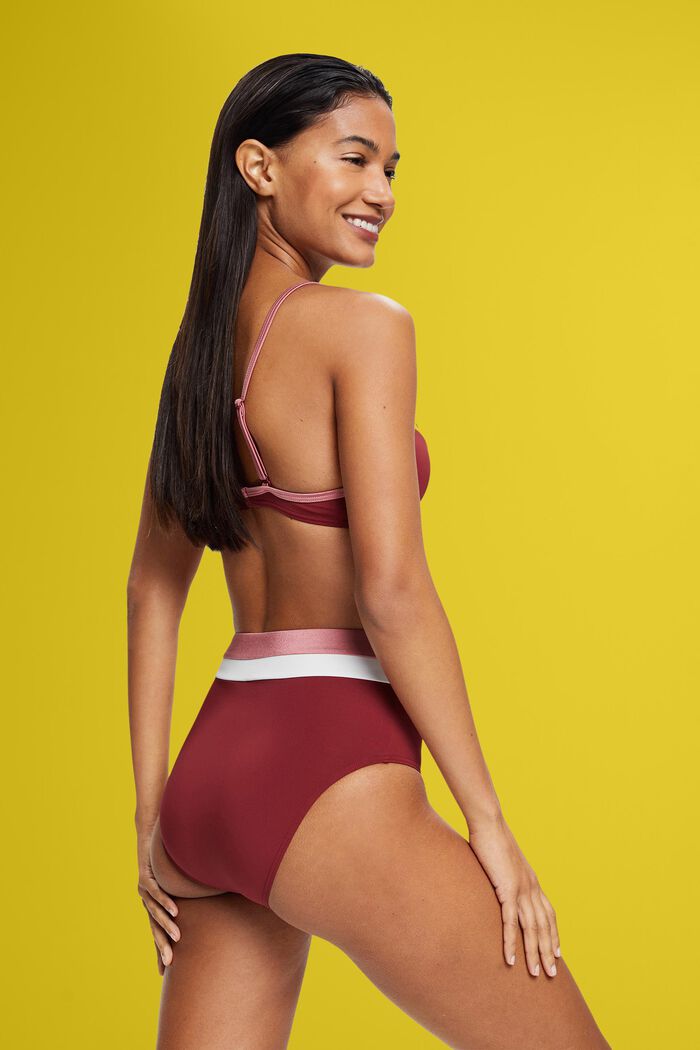 Dreifarbige Bikinihose mit hohem Bund