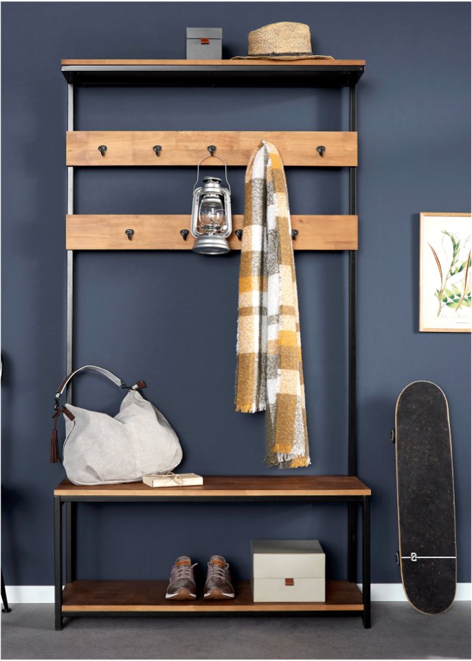 Garderobe mit Bank