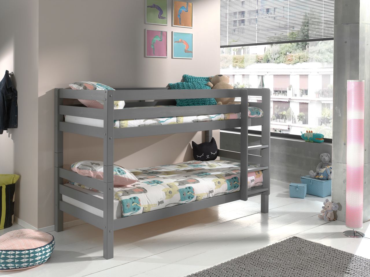 VIPACK Etagen-Hochbett Pino 140 cm Höhe, Ausf. Kiefer massiv grau lackiert
