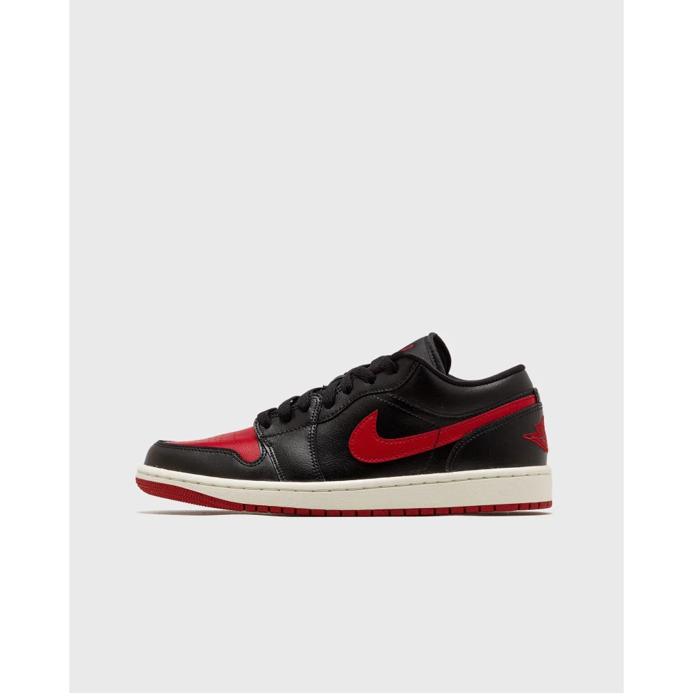 NIKE JORDAN 1 Low WMNS Bred Sail DC0774-061 / schwarz