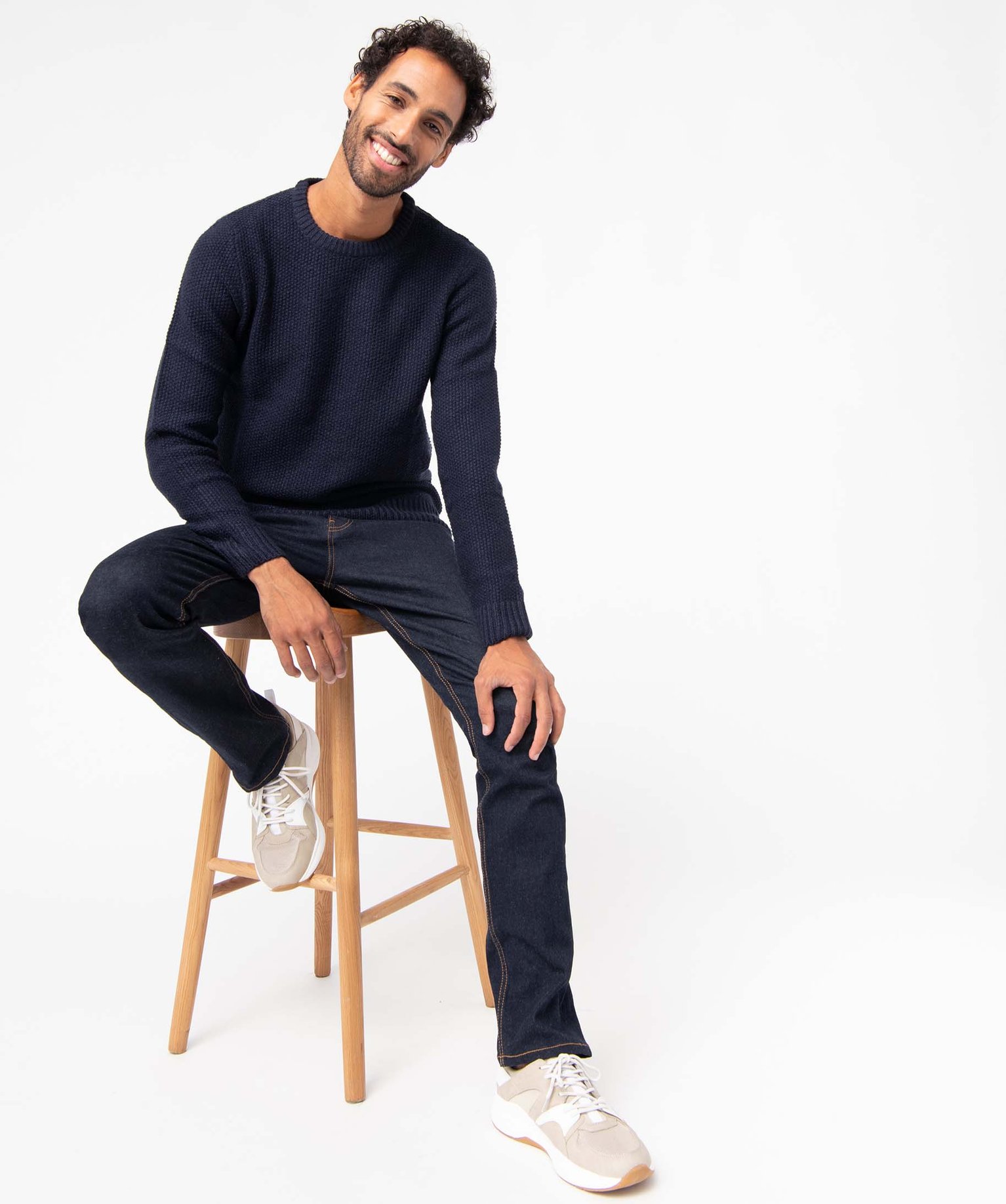 Pull homme en maille fantaisie contenant de la laine bleu fonce | GEMO