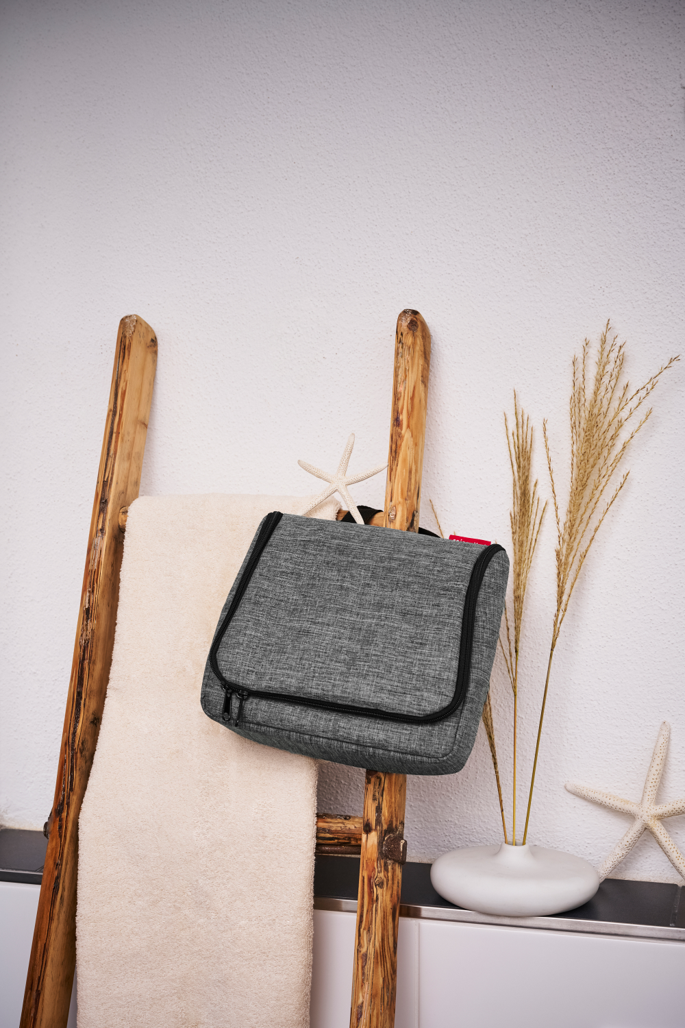 Toiletbag XL twist silver