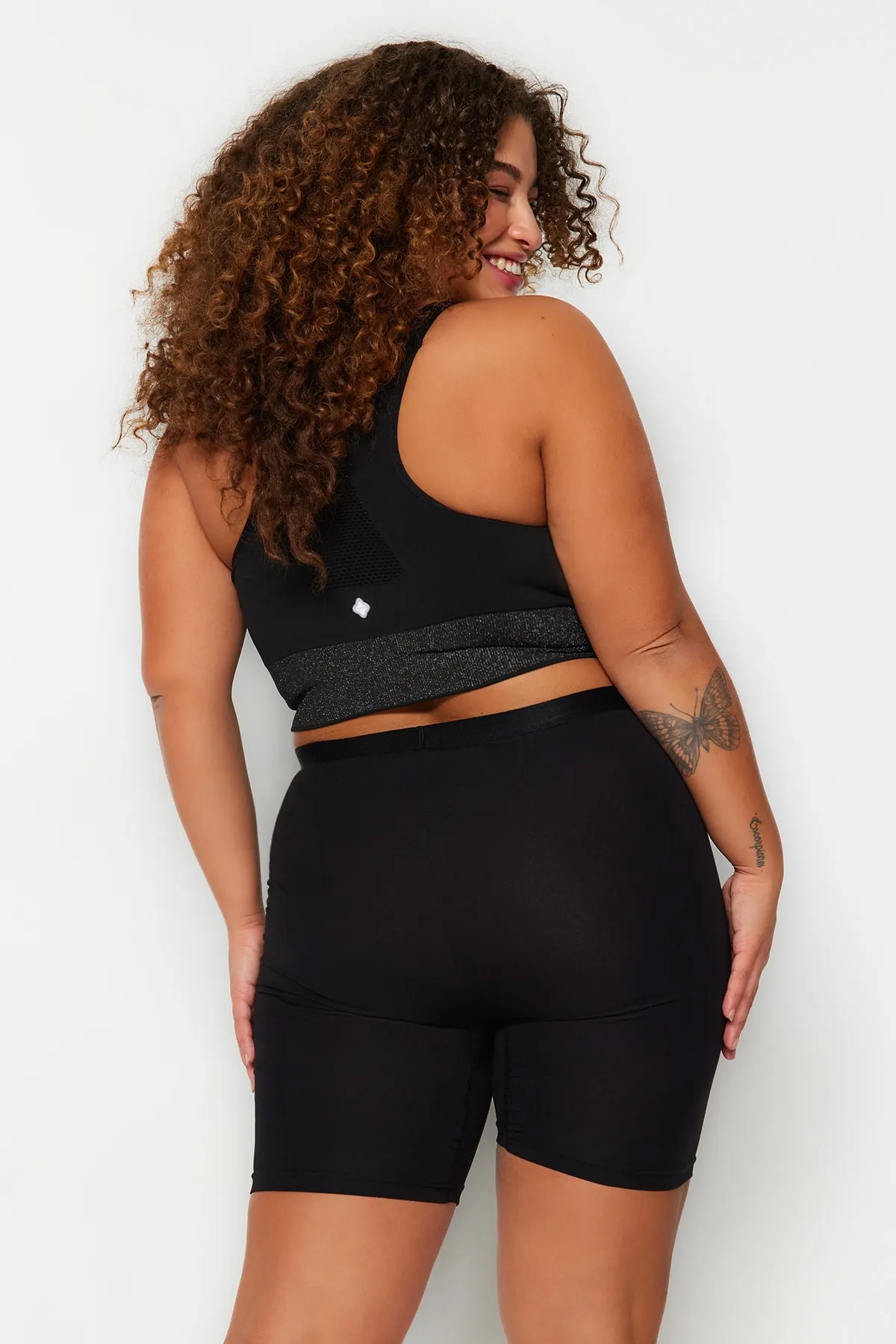Trendyol Curve  Große Größen in Leggings - Schwarz - Hoher Bund