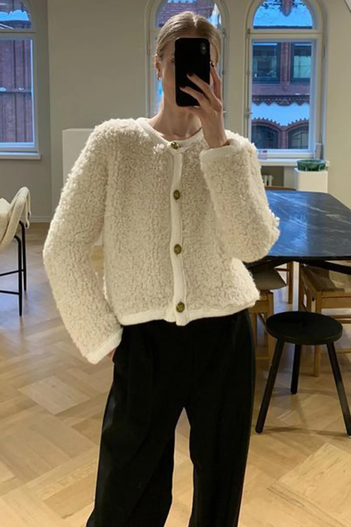 Madmext  Beige geknöpfte Bouclé-Strickjacke MG1949