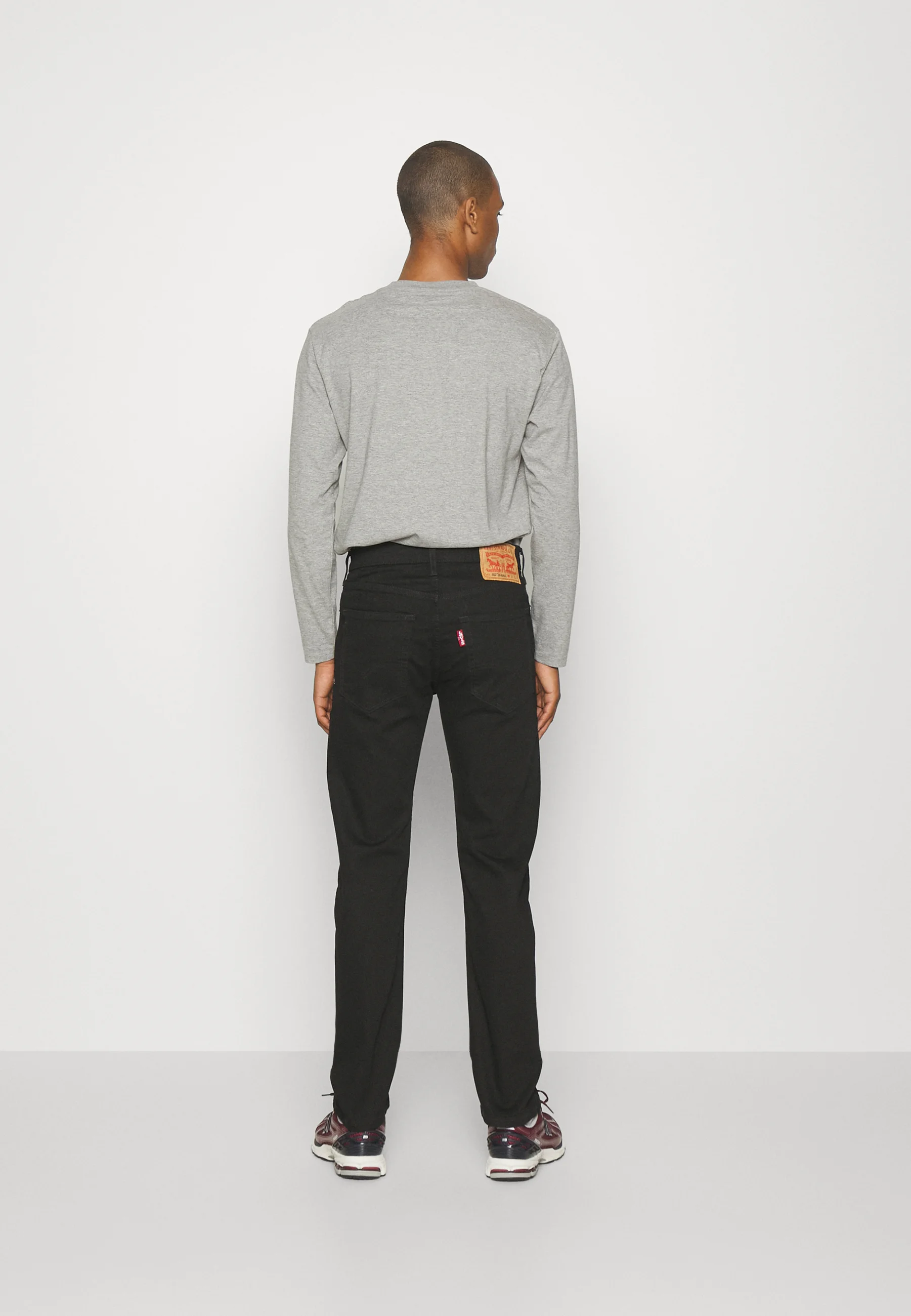 Levi's® 502™ TAPER BALL - Vaqueros de corte cónico