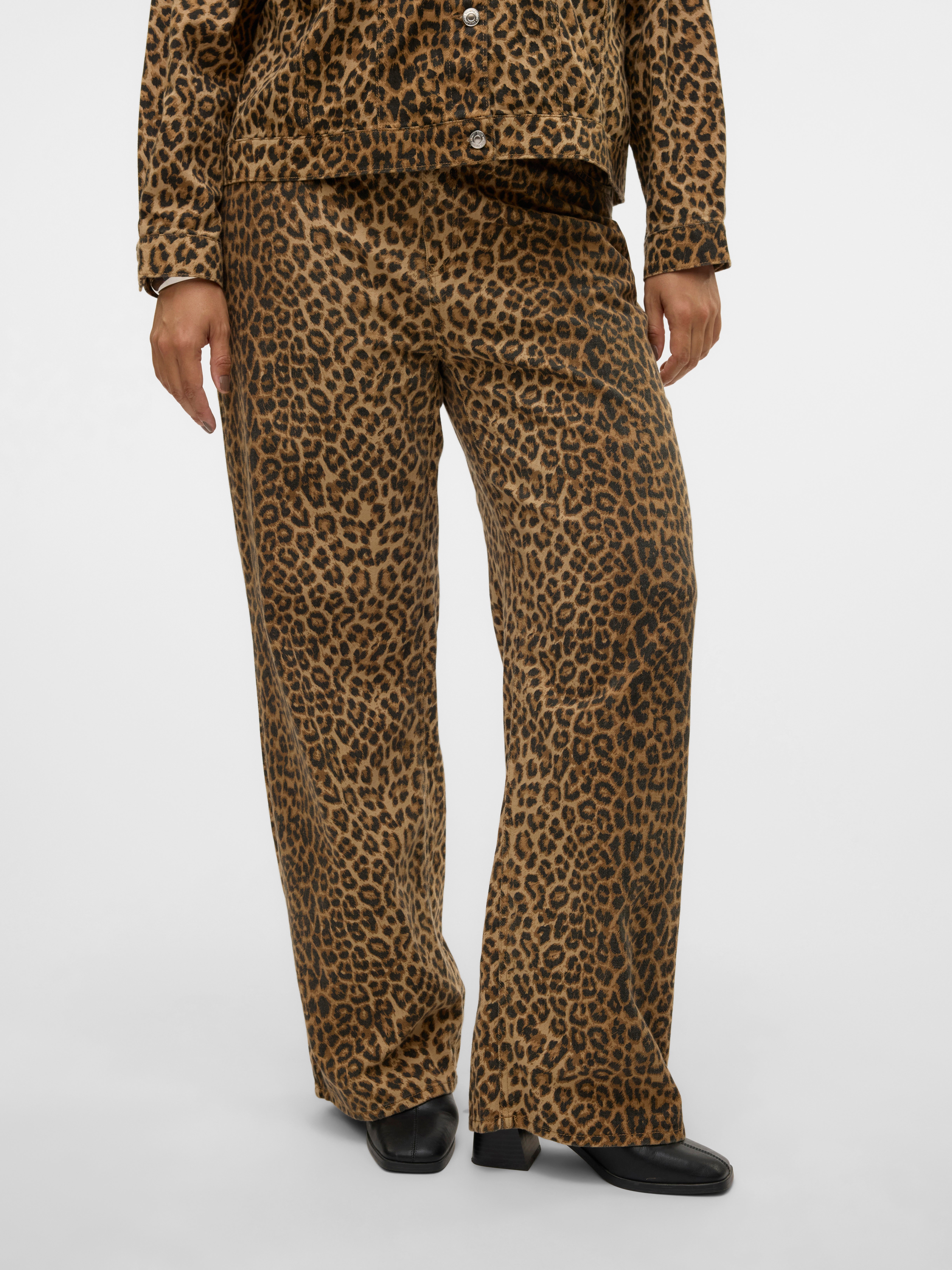 VMCTESSA Hohe Taille Weiter Beinschnitt Jeans