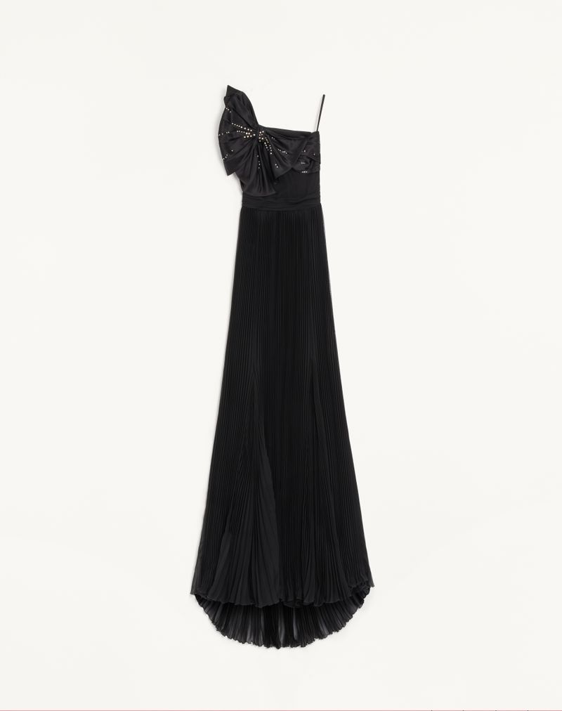Lang kjole i broderet lys georgette