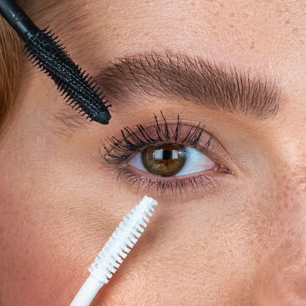 Lash Booster Volumizing Mascara Base