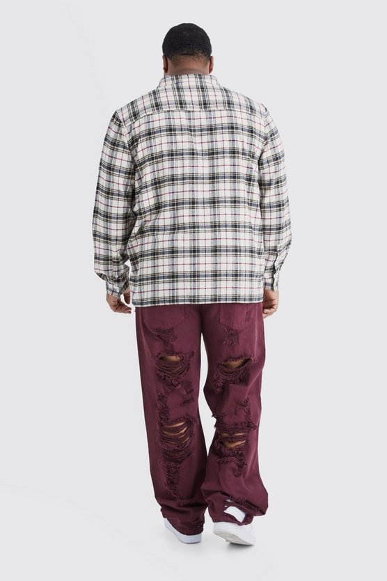 Lockere Jeans mit extremen Rissen