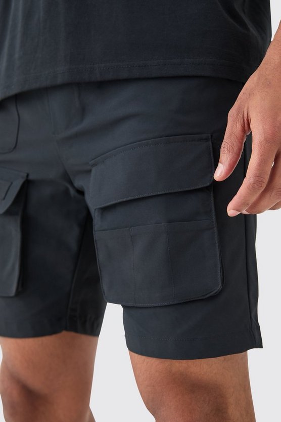 Shorts mit Cargo-Taschen und elastischem Bund