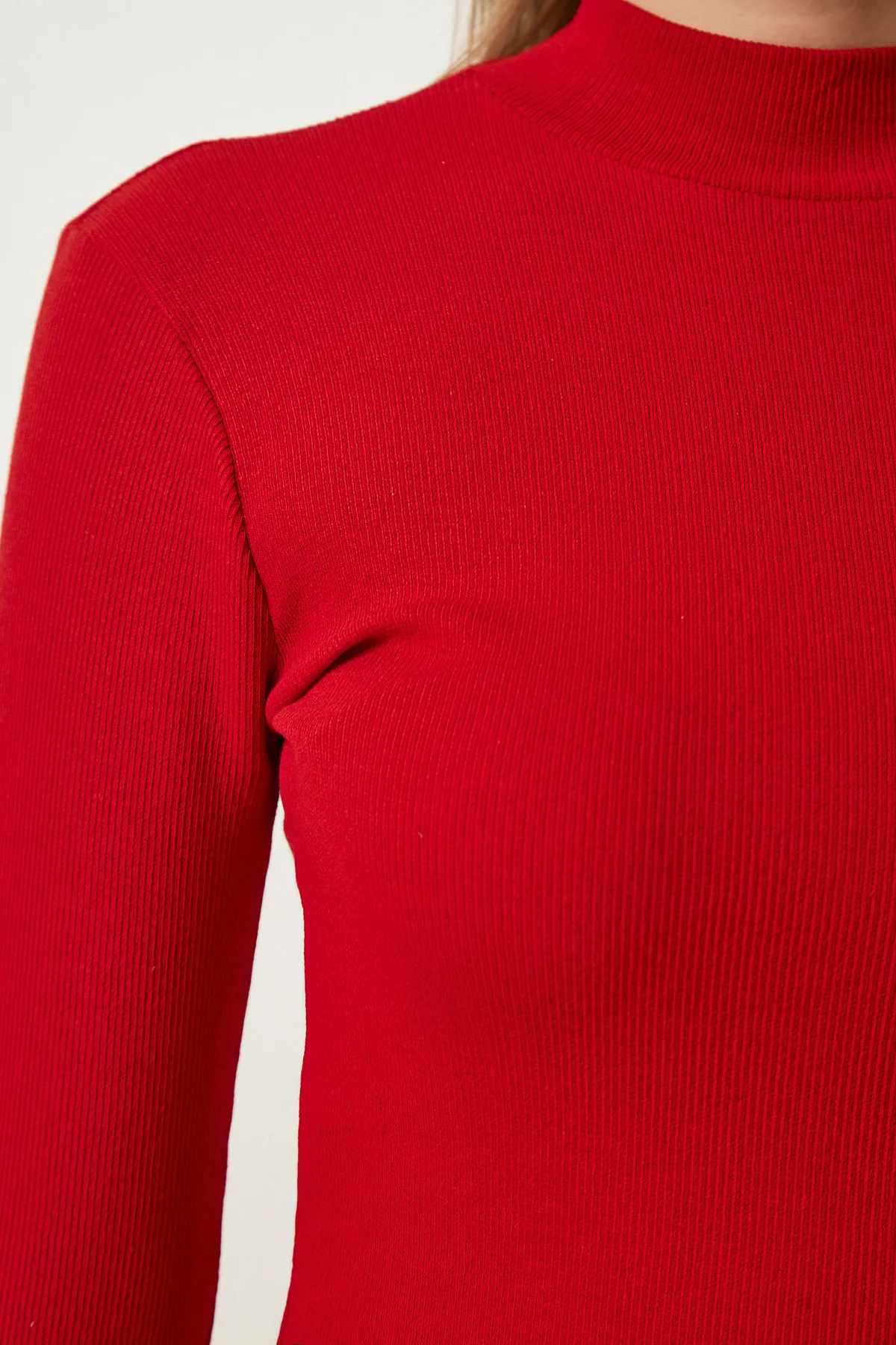 Happiness İstanbul  Rotes Damen-Strickkleid aus Cord und Lycra mit hohem Kragen GT00060