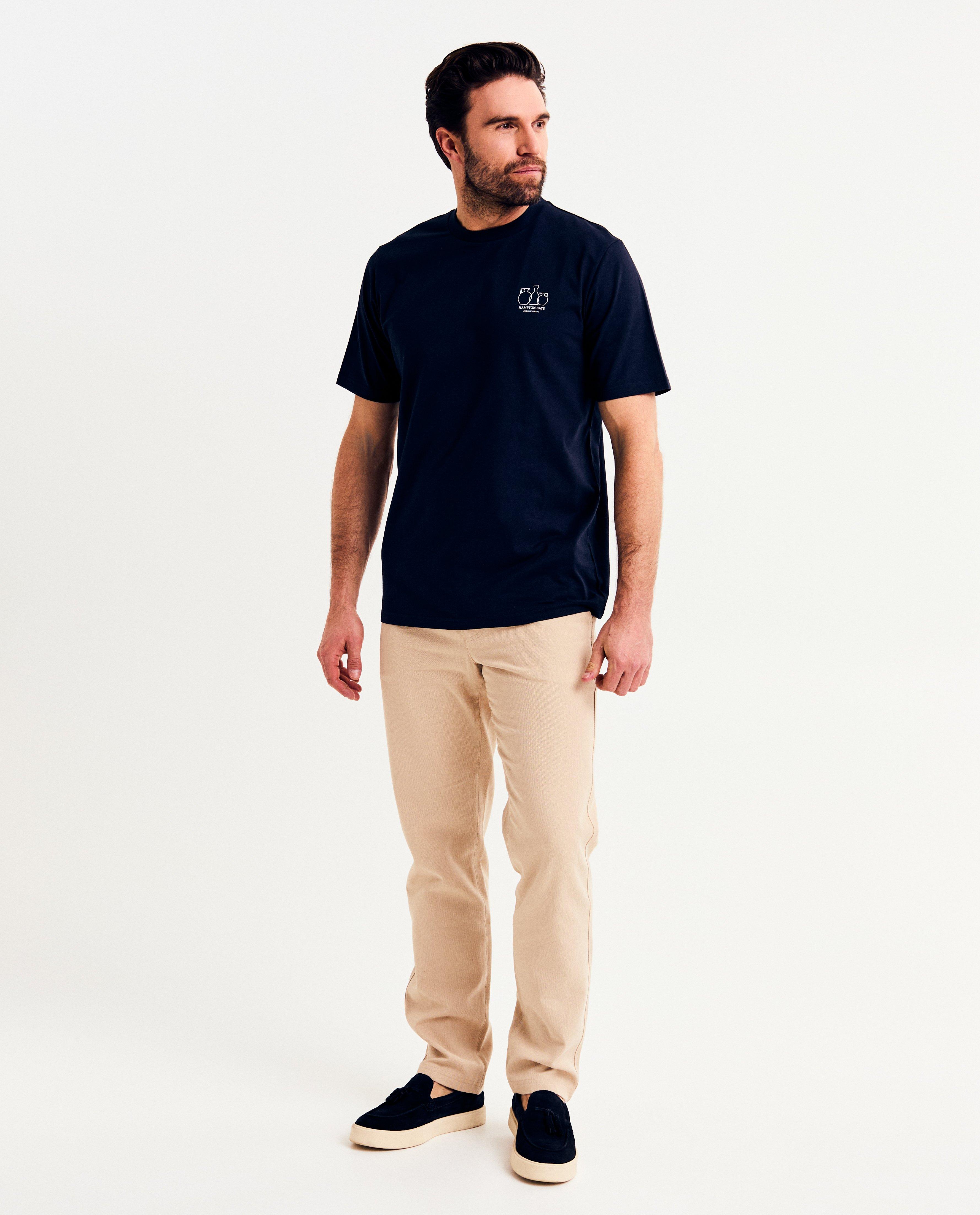 Tricou Hampton Bays cu imprimeu albastru închis pe spate