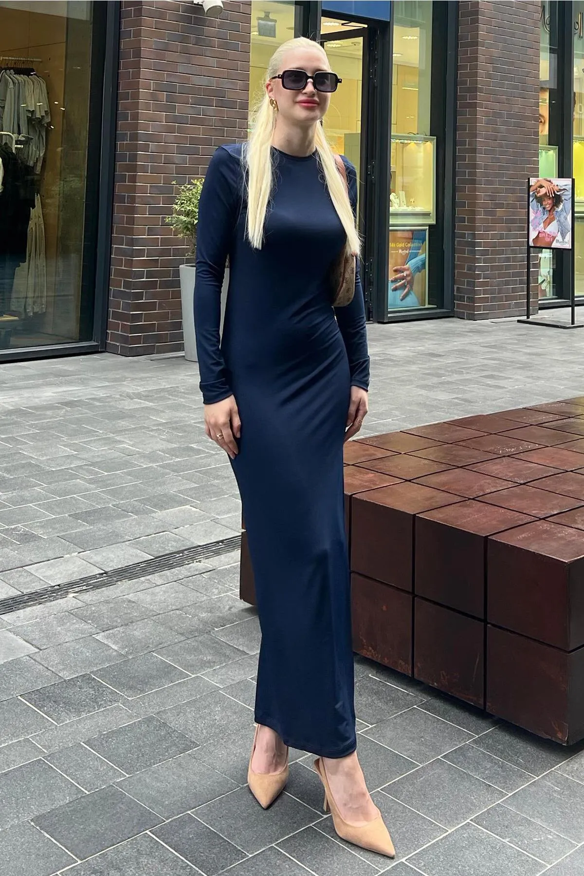Madmext  Marineblaues Basic-Halbfischerkleid mit langen Ärmeln MG1947