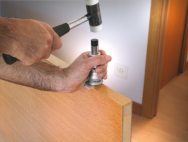 Mașină de frezat pentru balamale de uși Virutex 2900820 FR129VB/250
