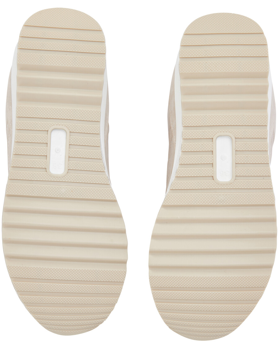 Naturfarbene Sneaker
