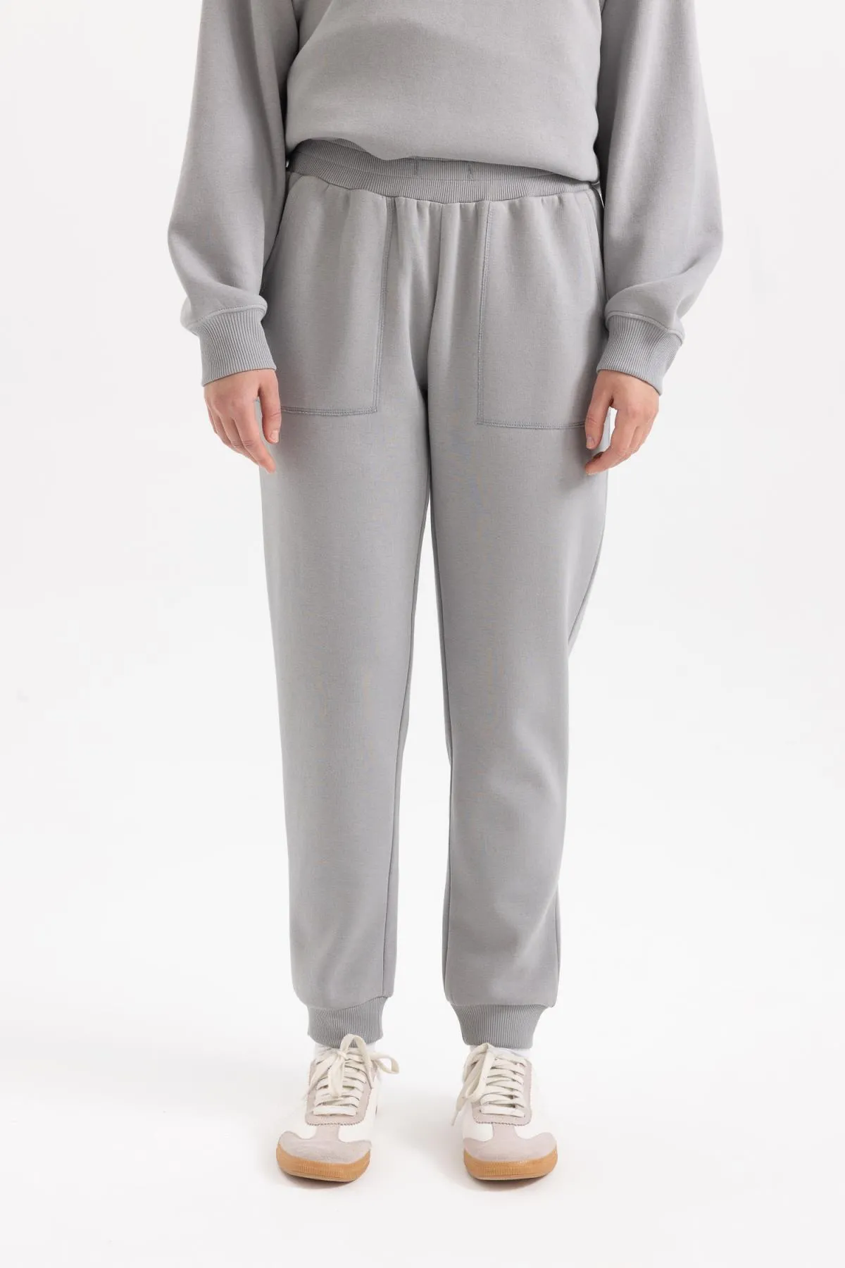 DeFacto  Jogger-Jogginghose mit normaler Passform und Spitzen-Taillentasche