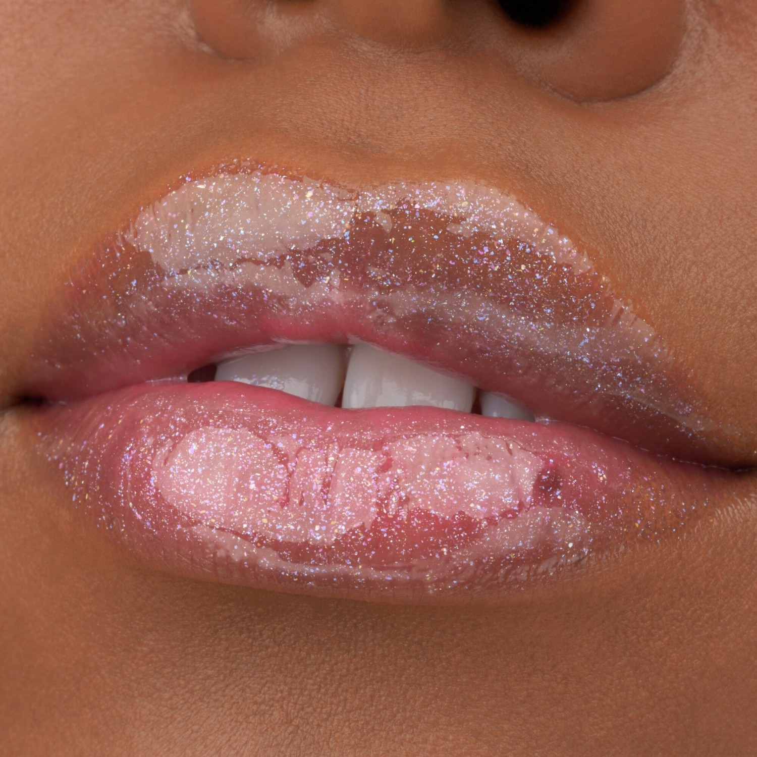 Essence extreme shine volume lipgloss