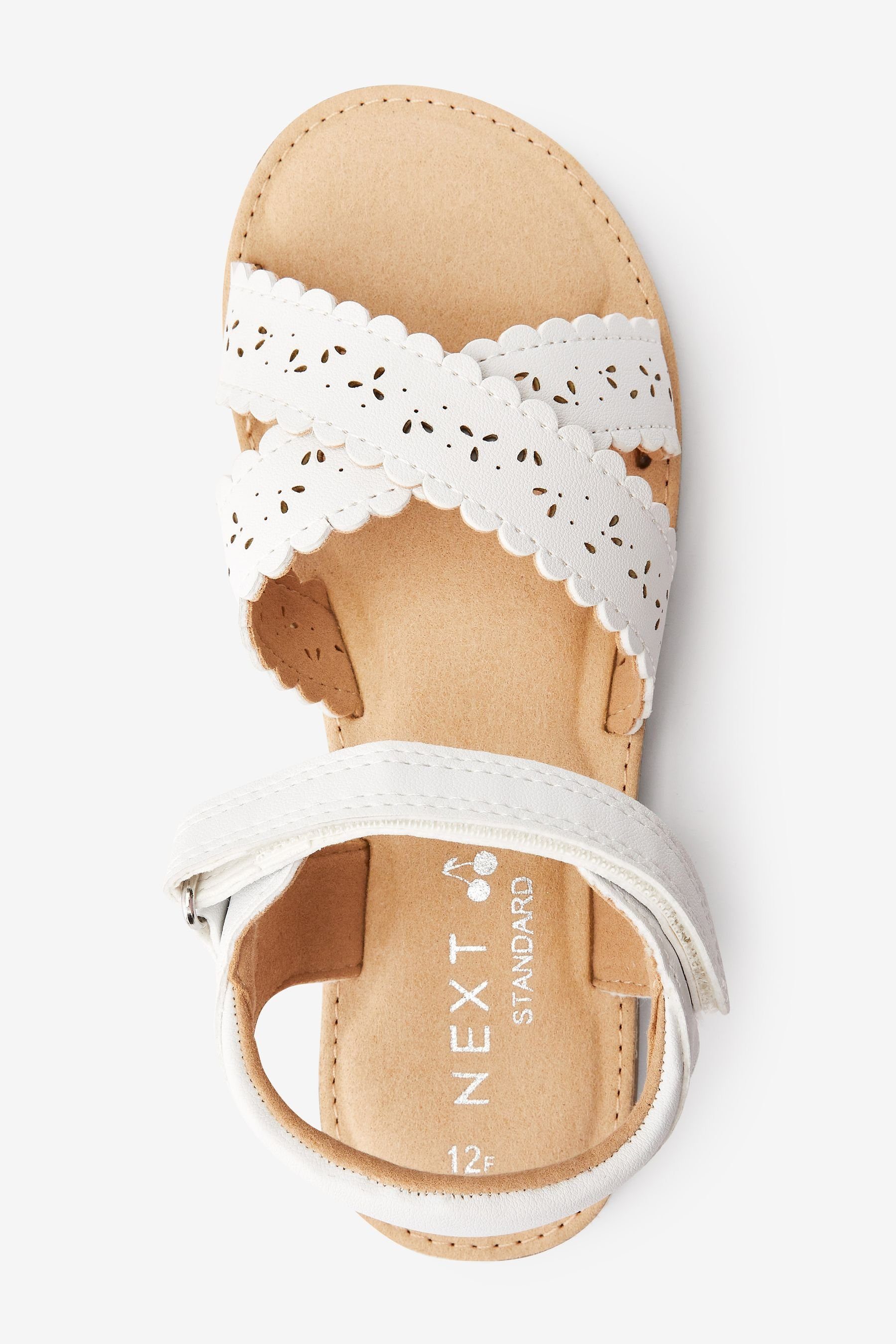 Next Sandalen mit Bogenkante Sandale (1-tlg)