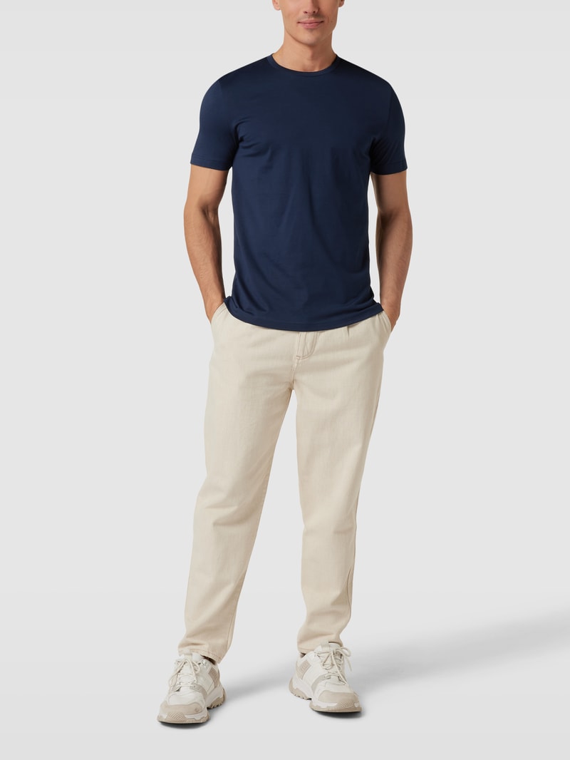 T-Shirt mit Rundhalsausschnitt in dunkelblau