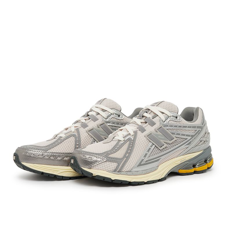 New Balance M1906RRD moonrock