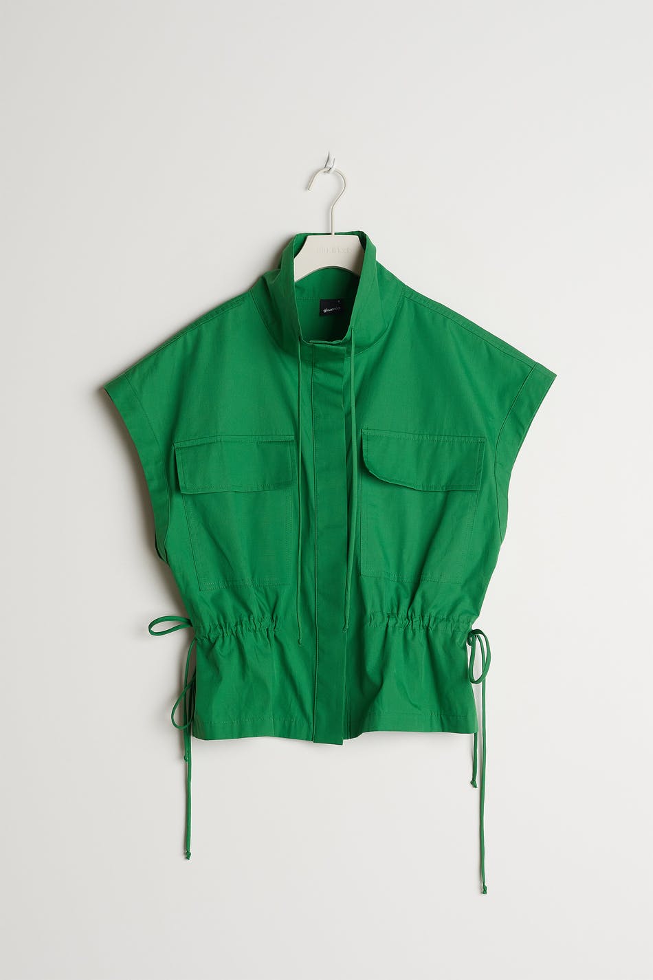 Pia vest