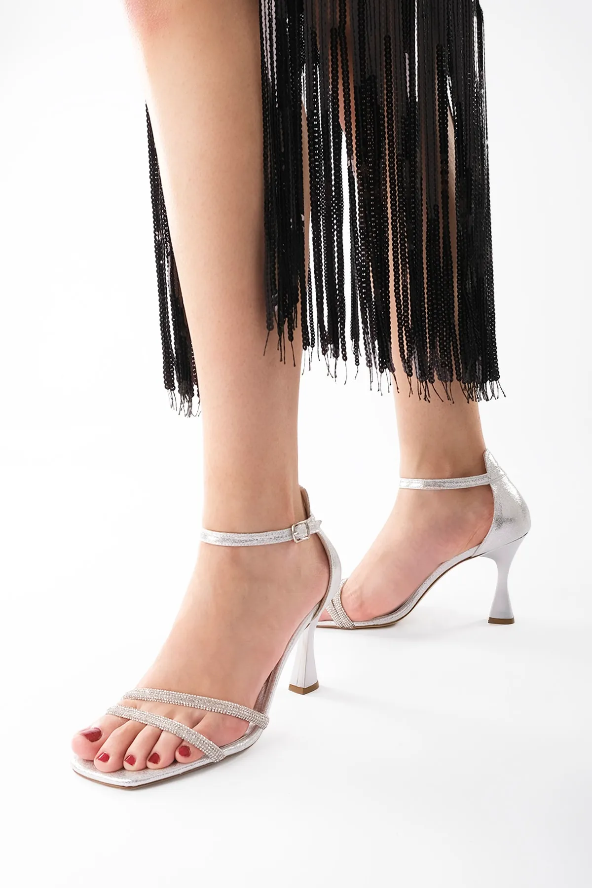 Marjin  Damen Stoned Abendkleid Schuhe mit Absatz Blunt Toe Sapro Silber