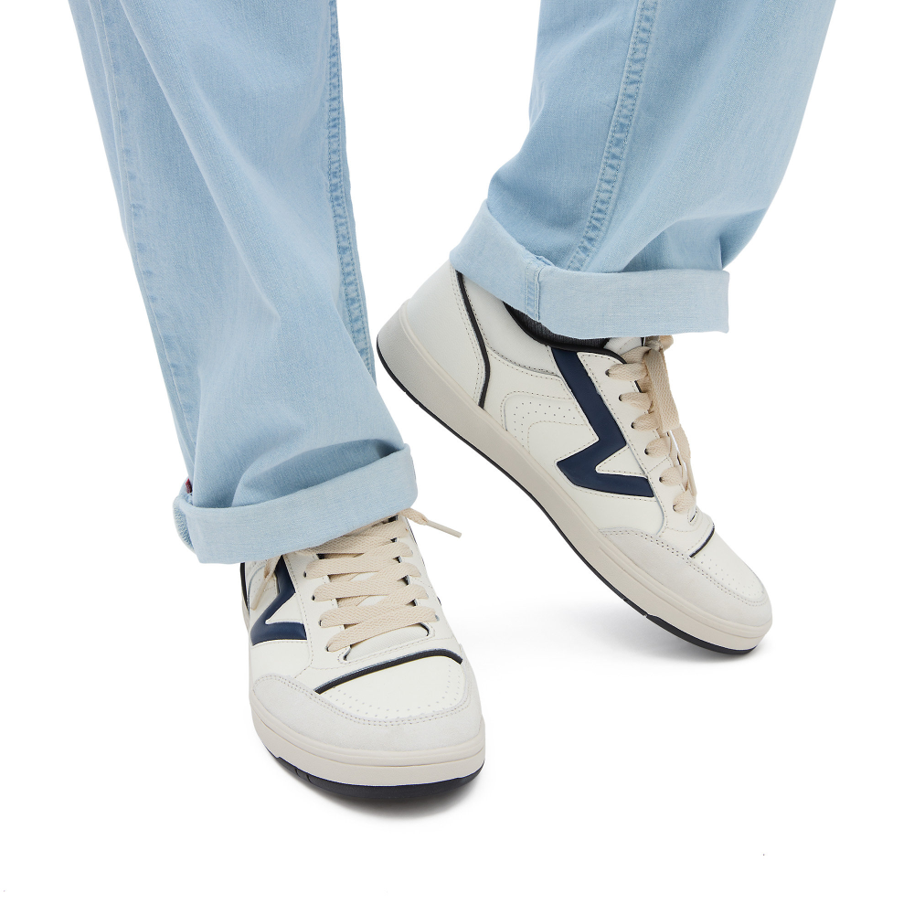 Vans Lowland JMP VN0007P2KE61 / weiss