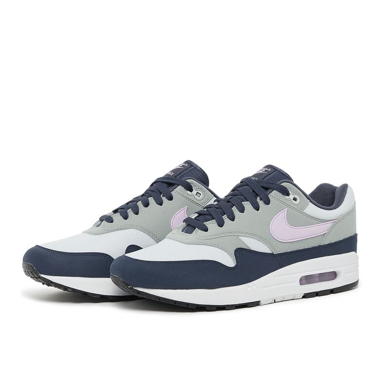 NIKE Air Max 1 