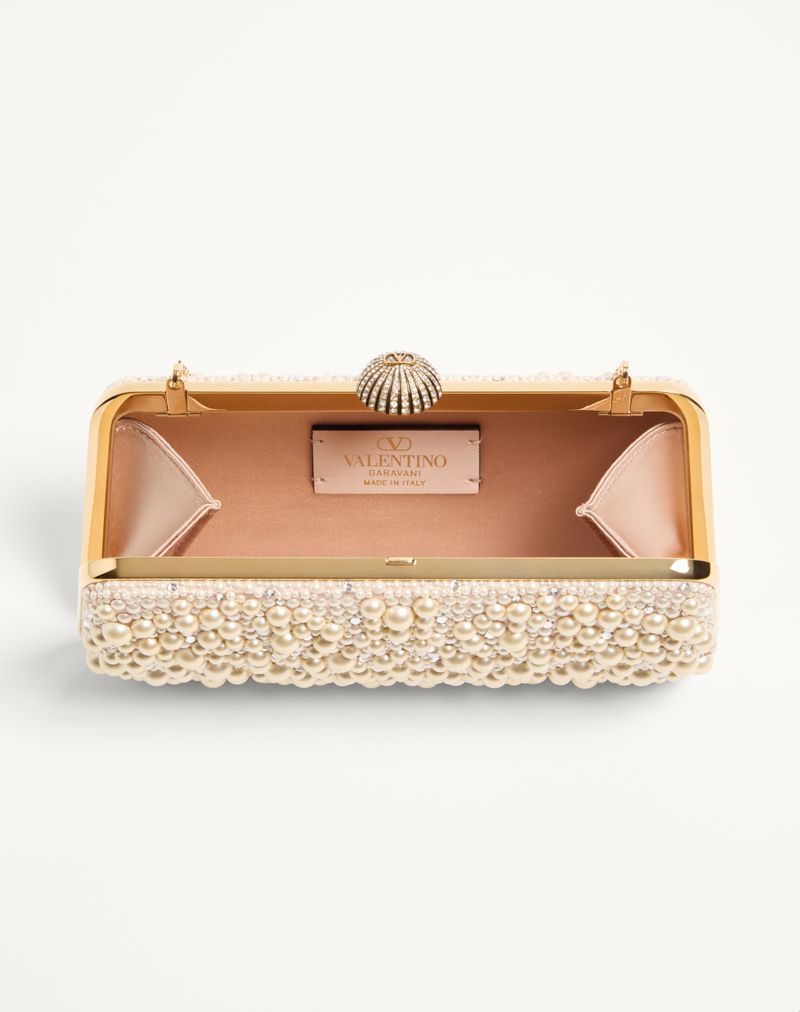Valentino Garavani Carry Secrets Minaudiere med perler og rhinsten