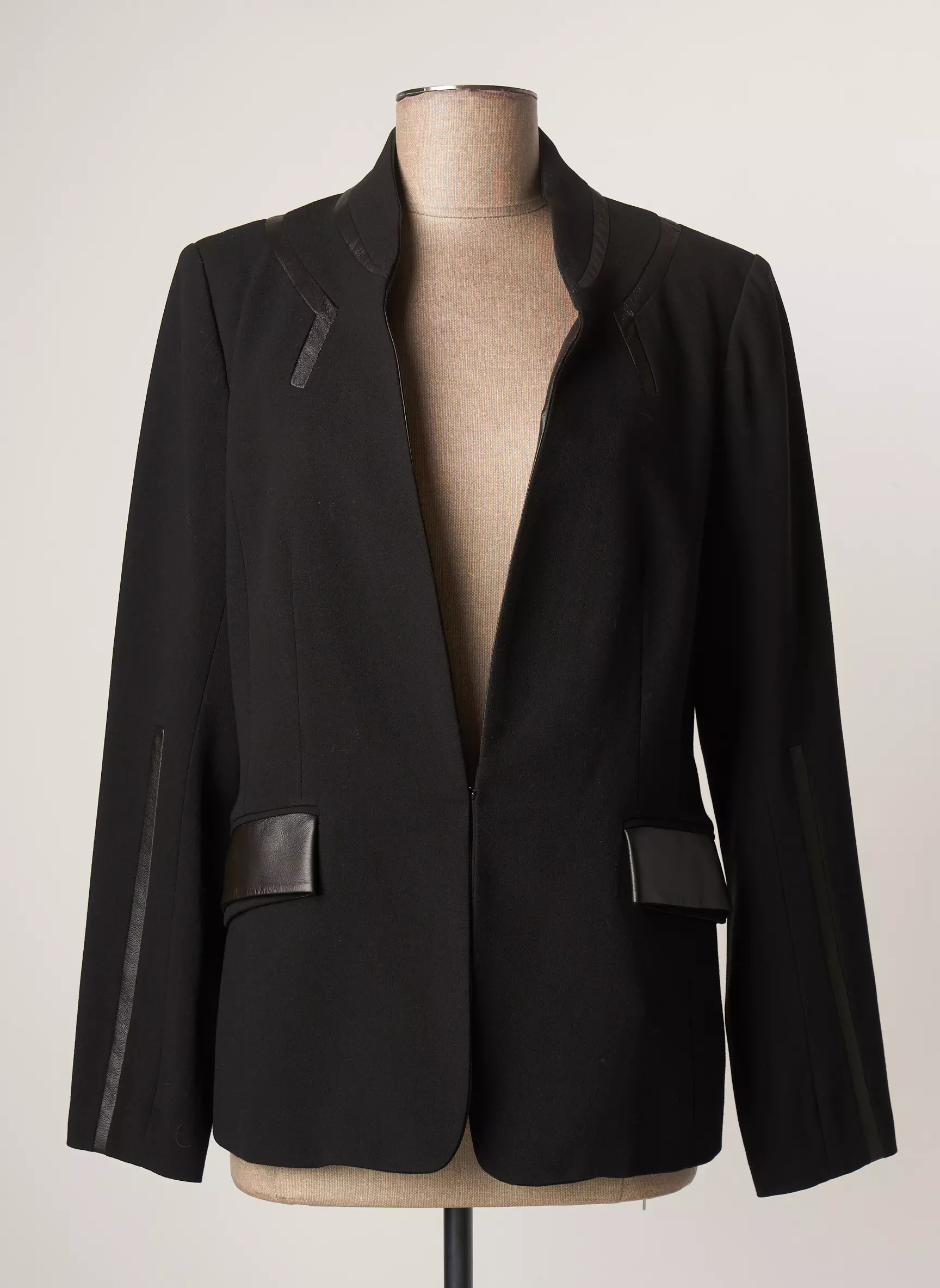 Lauren Vidal Vestecasual Femme couleur noir