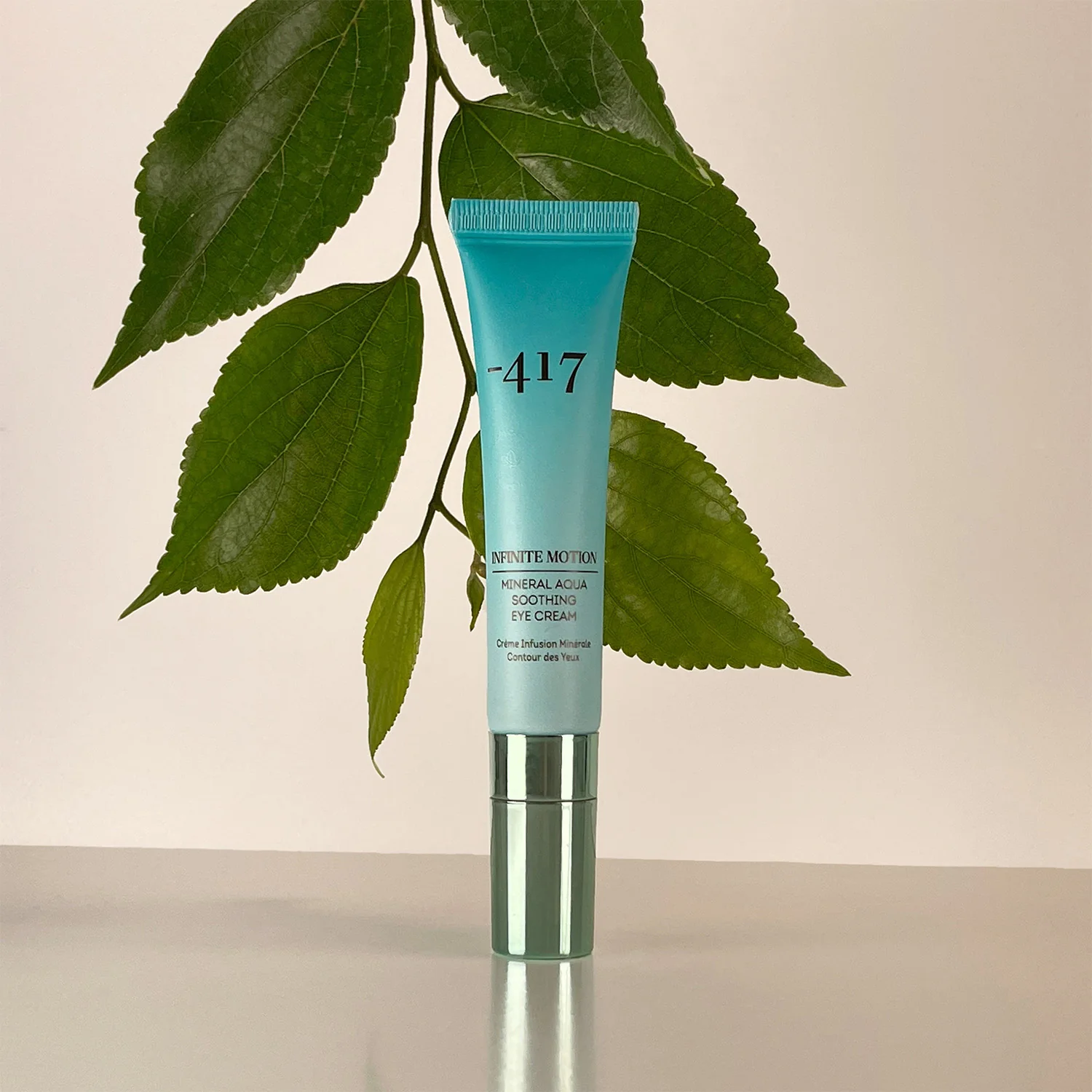 Infinite Motion Mineral Aqua Soothing Eye Cream - Očný krém proti vráskam