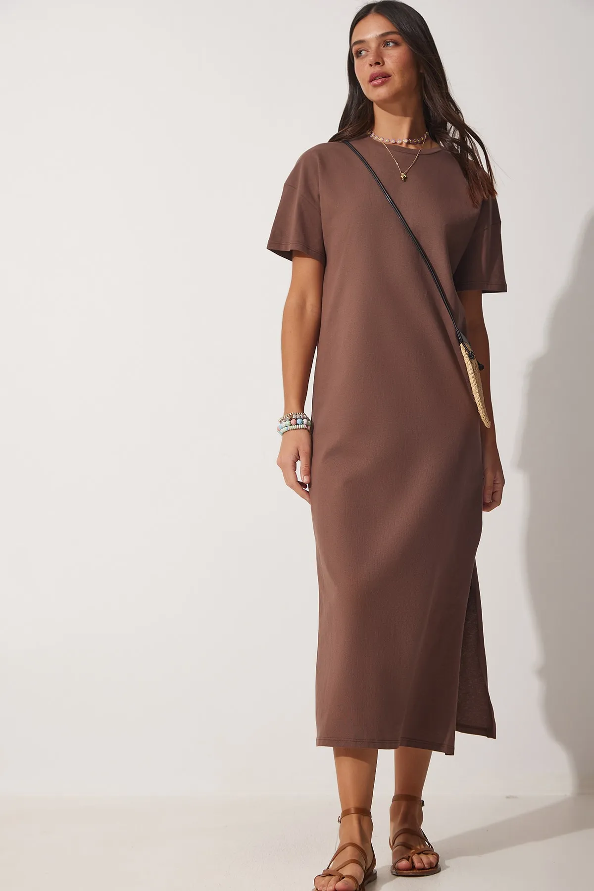 Happiness İstanbul  Damen-Sommerkleid aus gekämmter Baumwolle aus brauner Baumwolle UB00080