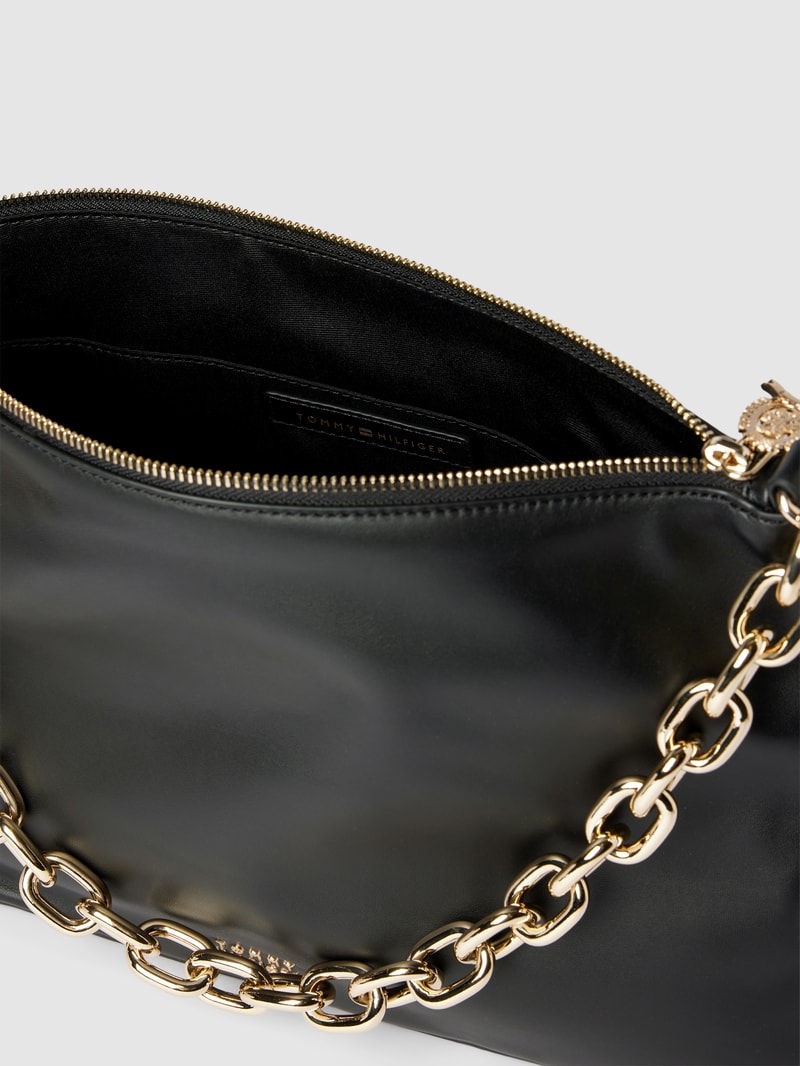 Handtasche mit Henkel in metallic in schwarz