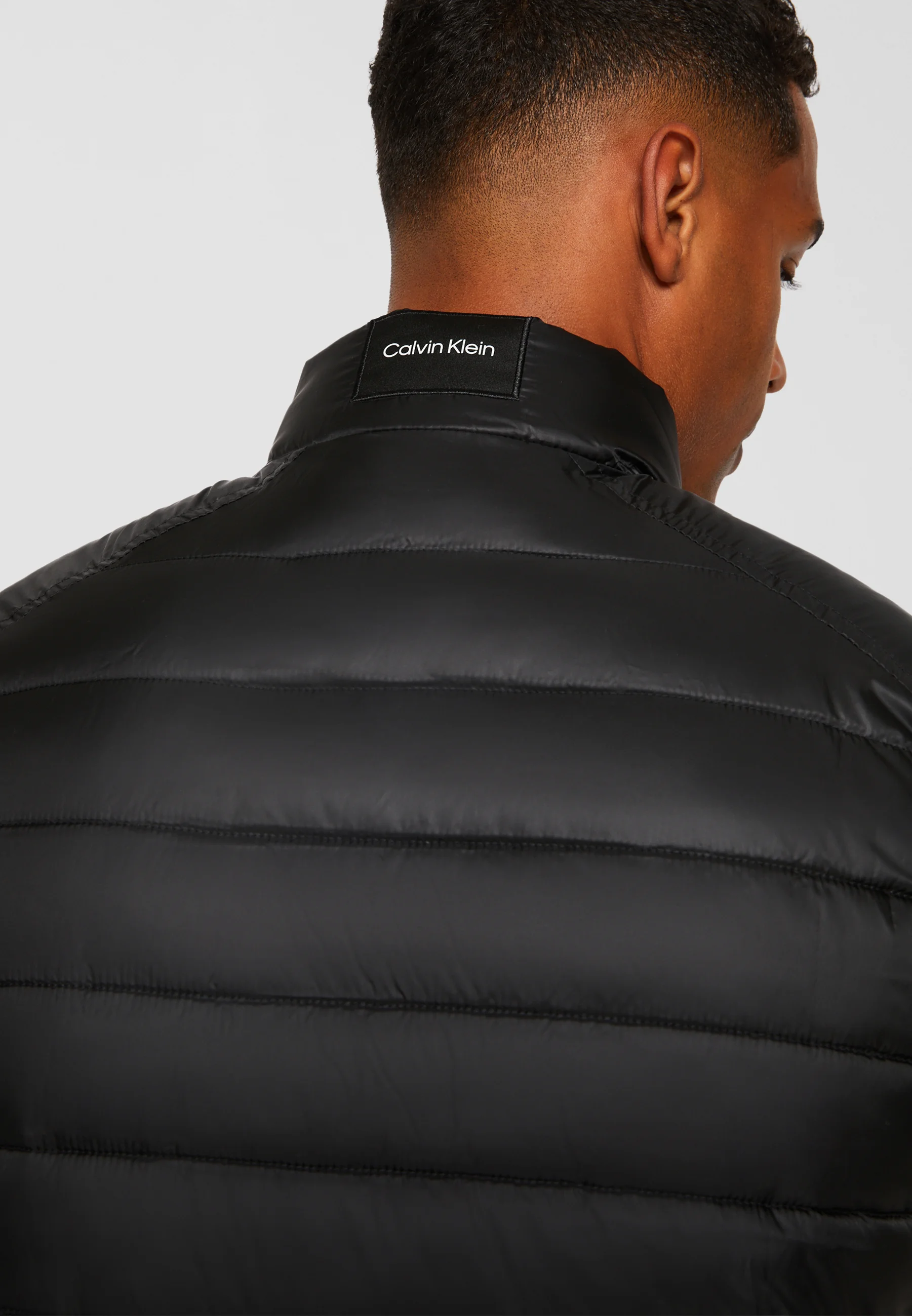 Chaleco Calvin Klein con logotipo lateral - Chaleco