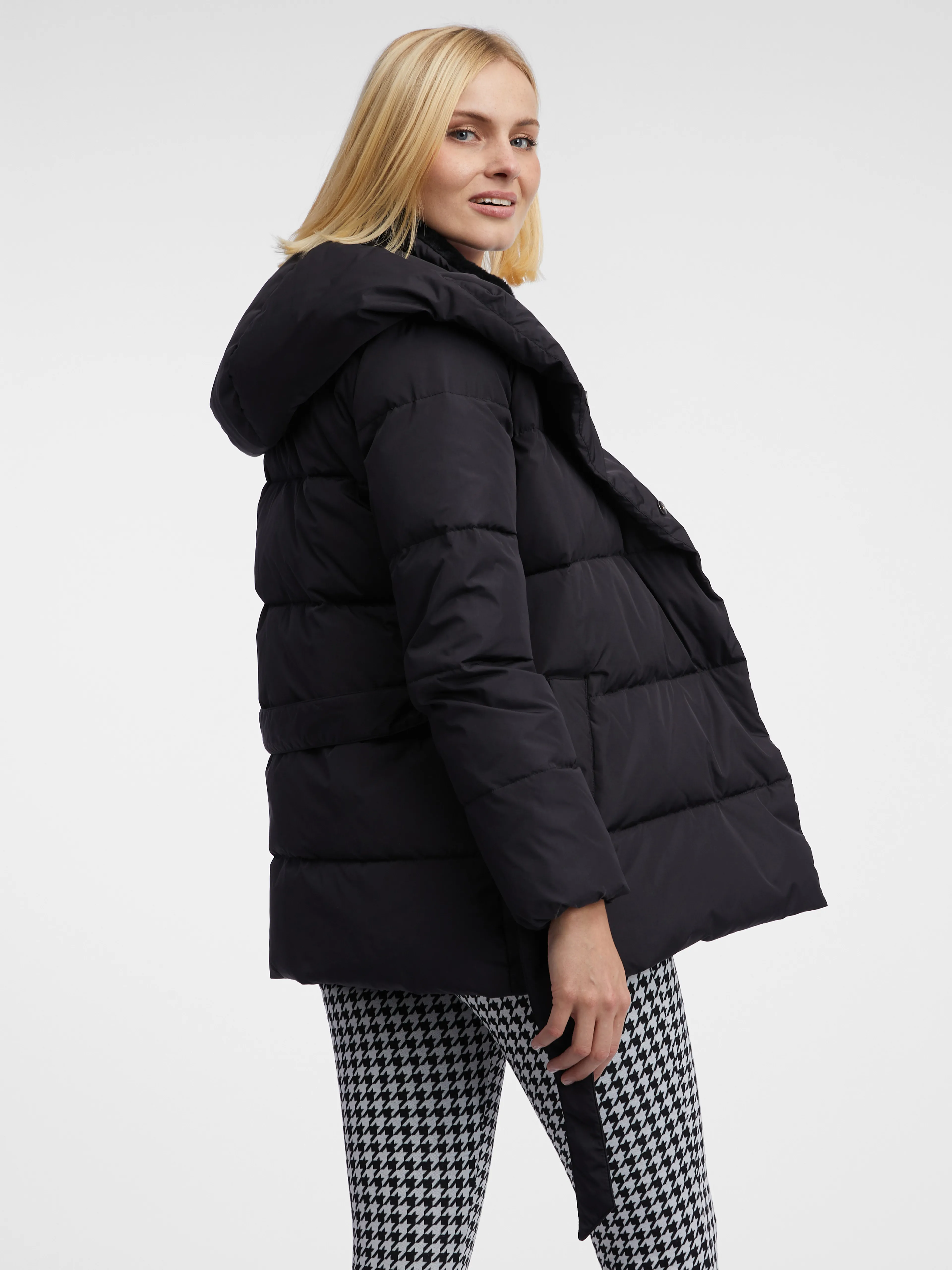 Schwarze Damen-Winter-Steppjacke ORSAY