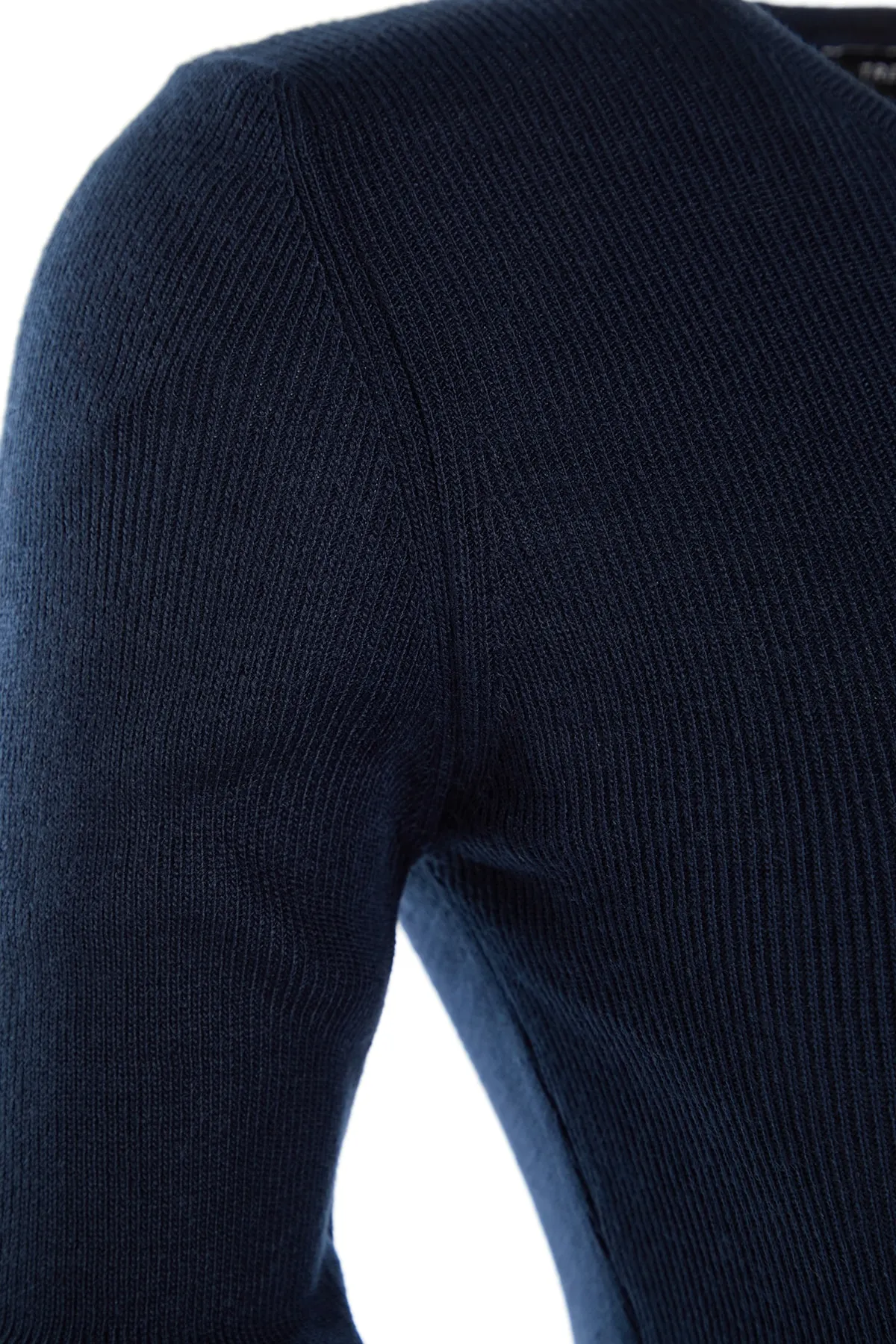 Trendyol Collection  Marineblaues Set aus Strickoberteil und -unterteil mit kurzem Pullover und Rock TWOAW23AU00131