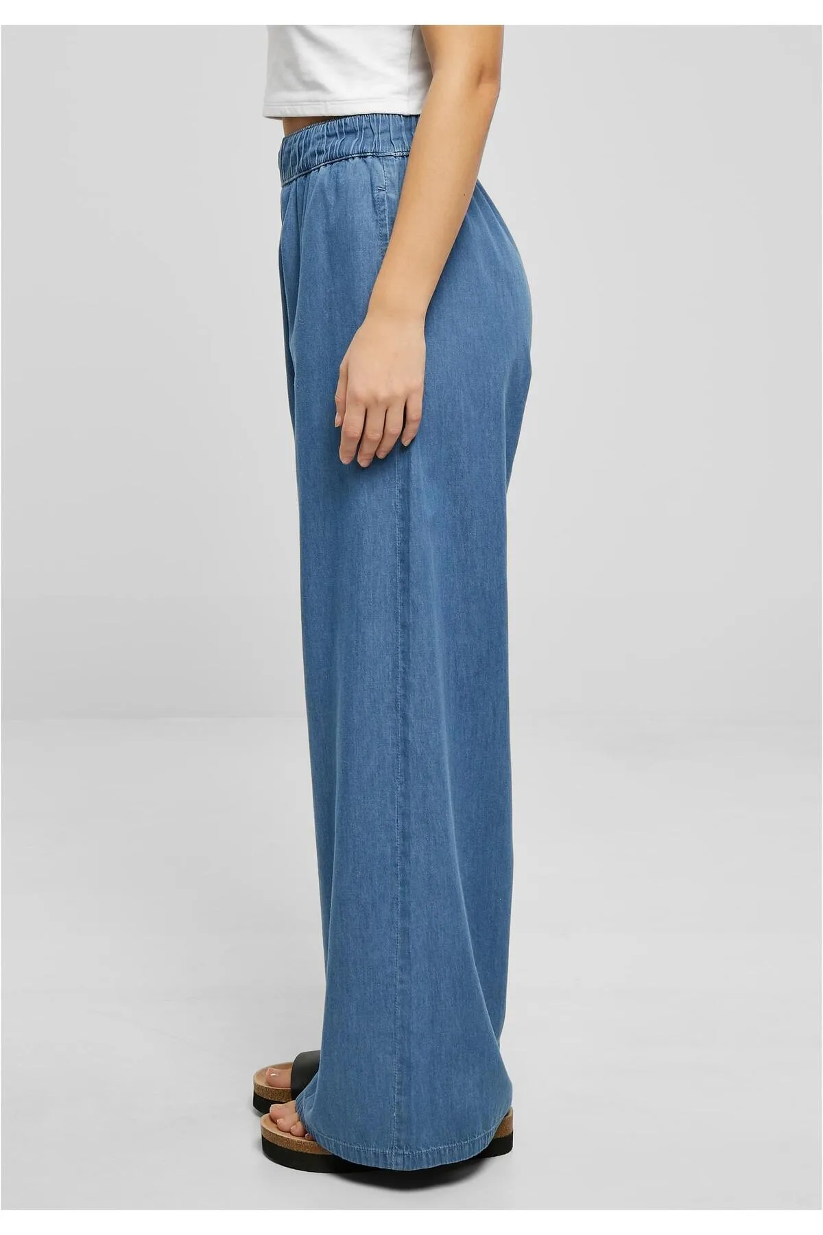 Urban Classics  Damen-Hose aus hellem Denim mit weitem Bein