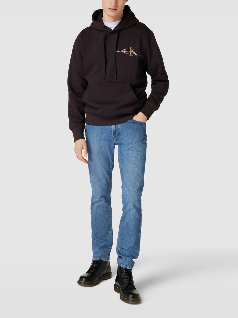 Hoodie mit Label-Detail am Rücken in black