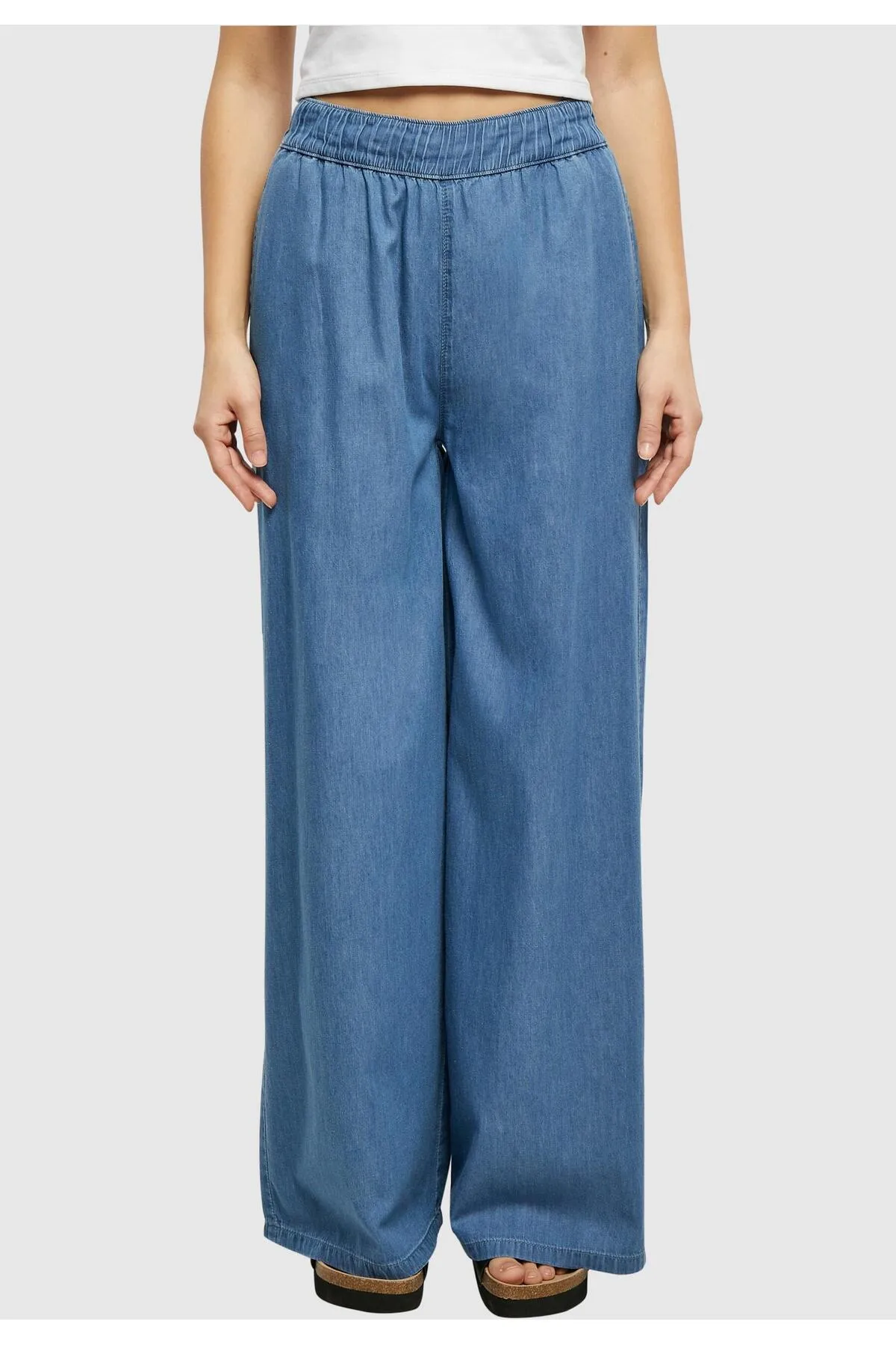 Urban Classics  Damen-Hose aus hellem Denim mit weitem Bein