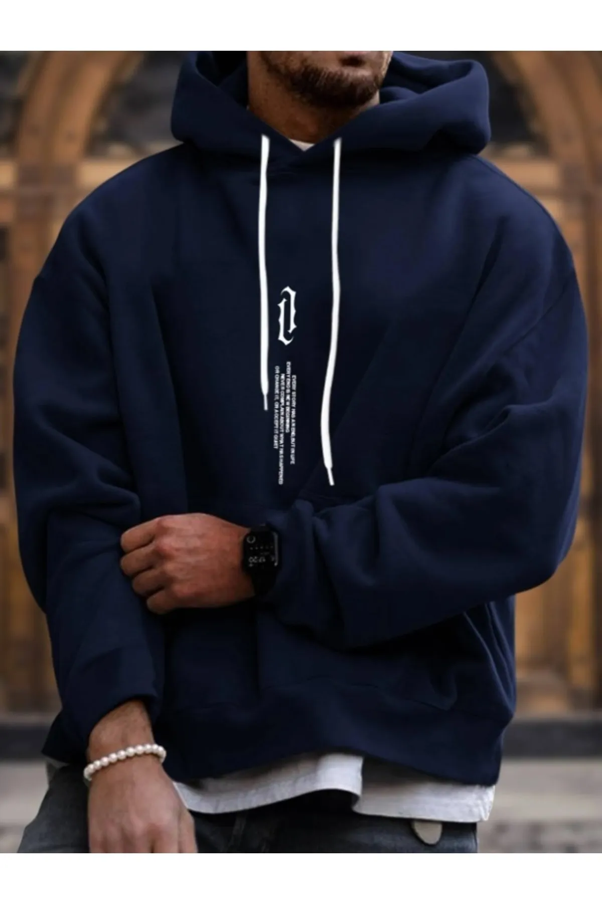 MOONBULL  Übergroßes Unisex-Kapuzensweatshirt mit vertikalem Brustaufdruck