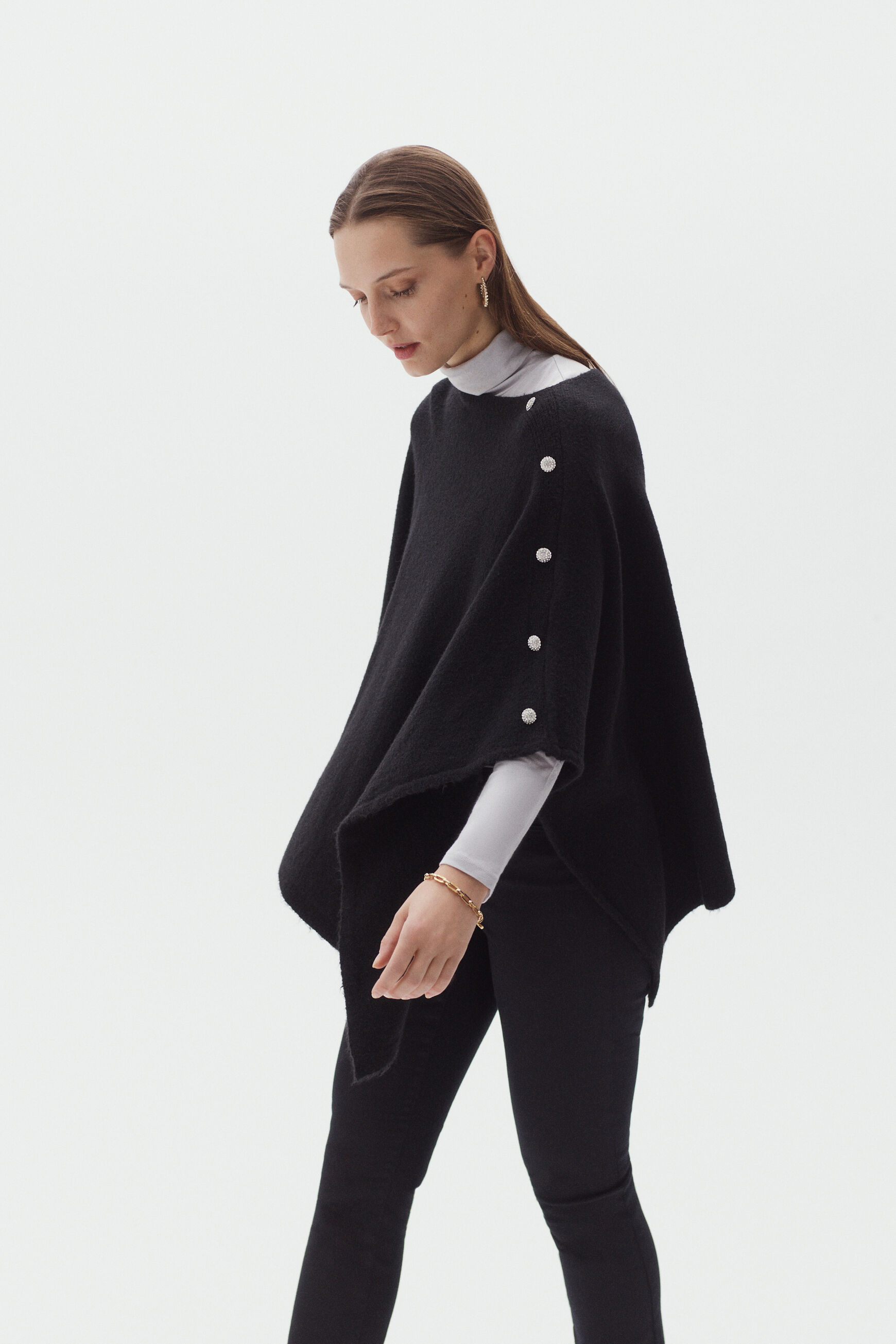 poncho lisa bijoux noir femme