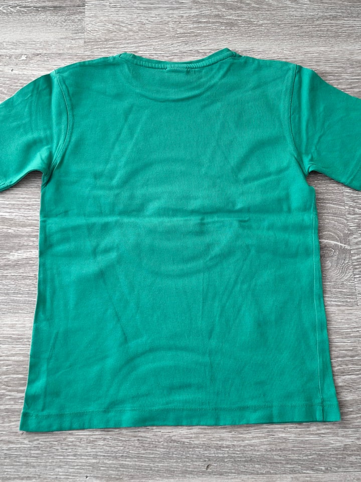 ATTENTION Shirt in Grün * Gr. 116/122 * ATTENTION * Jungen günstig kaufen 116/122