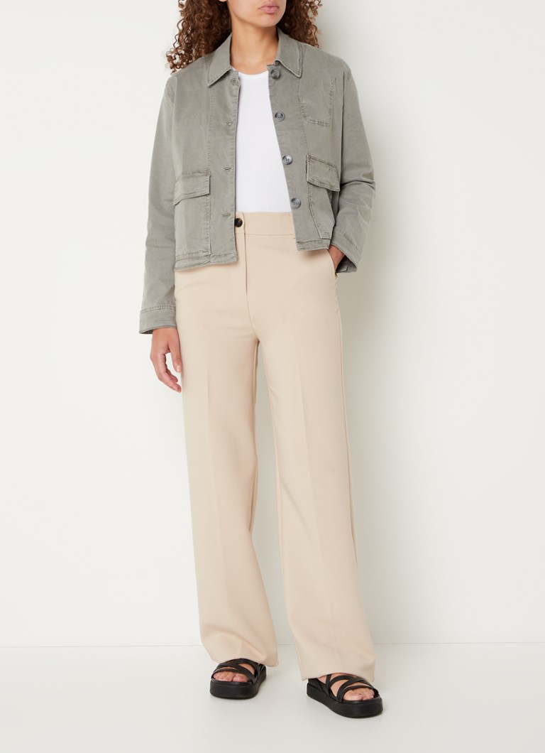 Chaqueta vaquera Whistles Marie, confeccionada en lyocell mixto, con bolsillos con solapa.