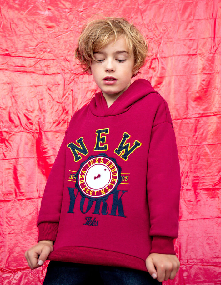 Sweat rouge foncé maxi broderie garçon
