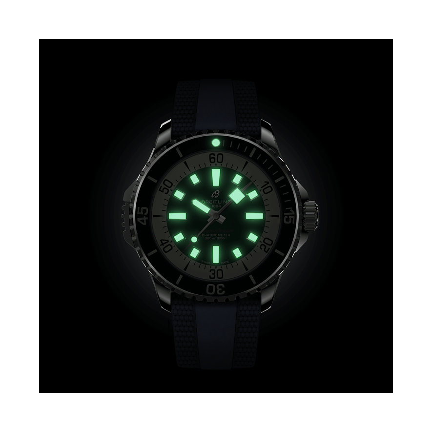 Breitling Herrenuhr Superocean Automatic 46