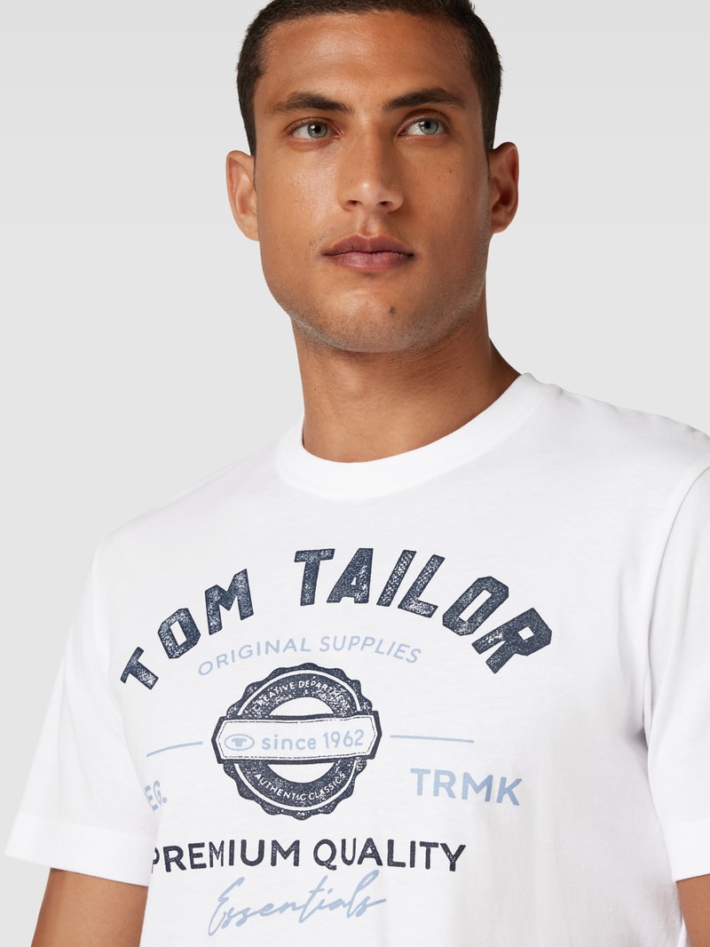 T-Shirt mit Label-Print in weiß