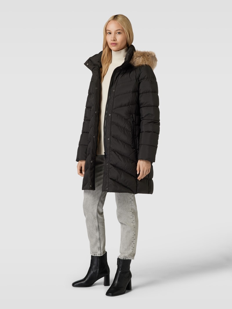 Steppmantel mit Kapuze in schwarz