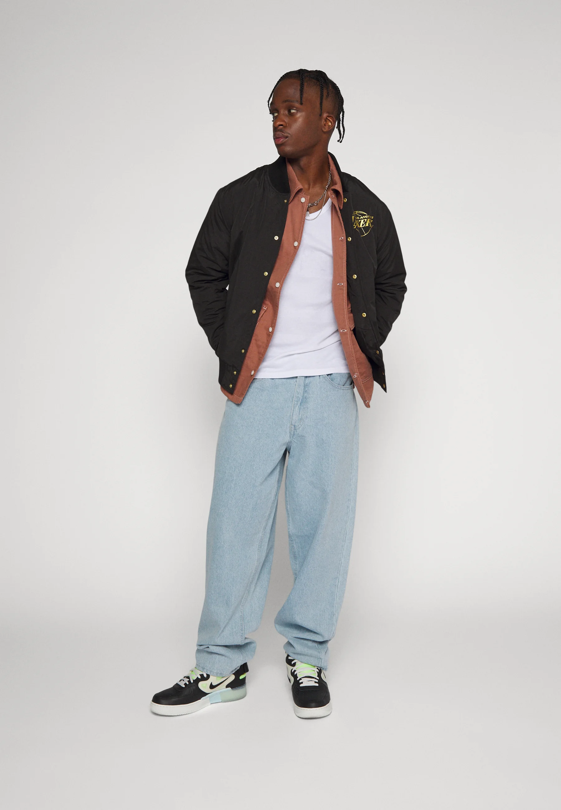 Chaqueta bomber con el logo de los Angeles Lakers de la NBA de New Era - Equipo