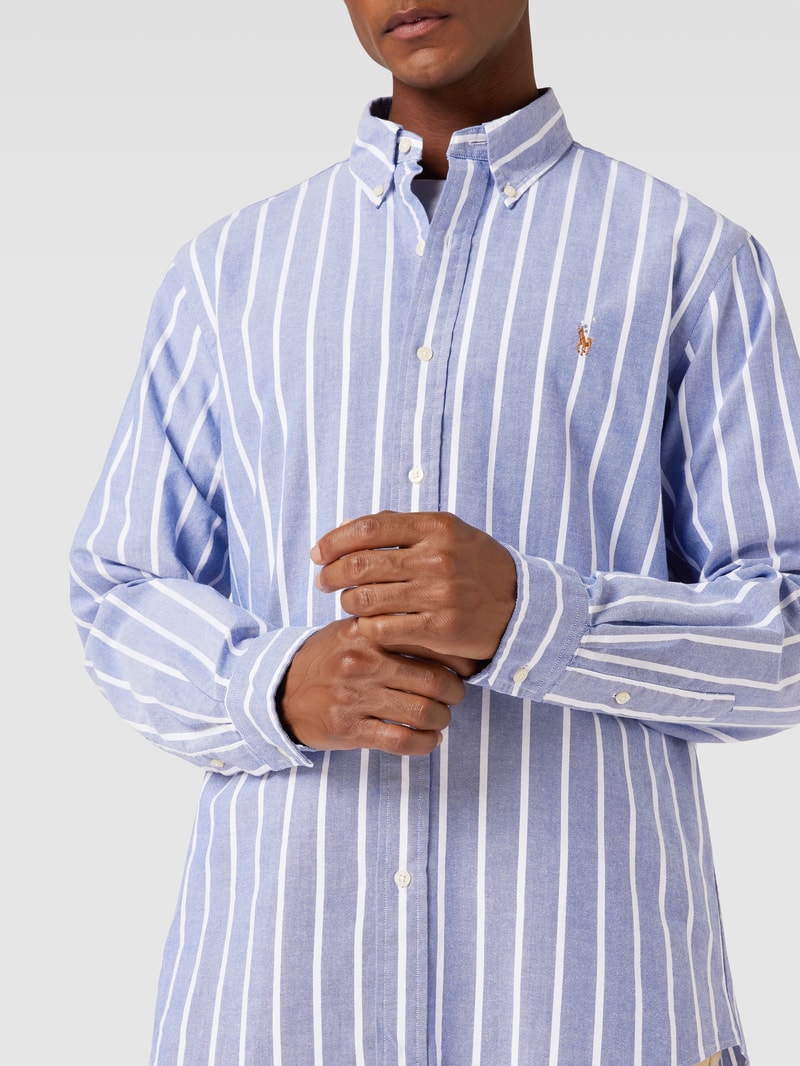 Custom Fit Freizeithemd mit Button-Down-Kragen in dunkelblau